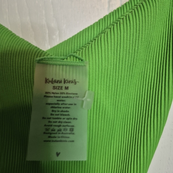 724🦃🎄NWT Kulani Kinis Peppermint Ribbed Plunge Bikini bottom - Picture 3 of 3